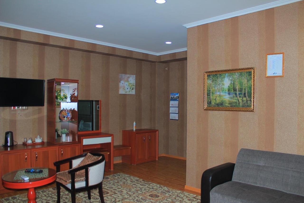 Хотел Хесон Khujand Room photo
