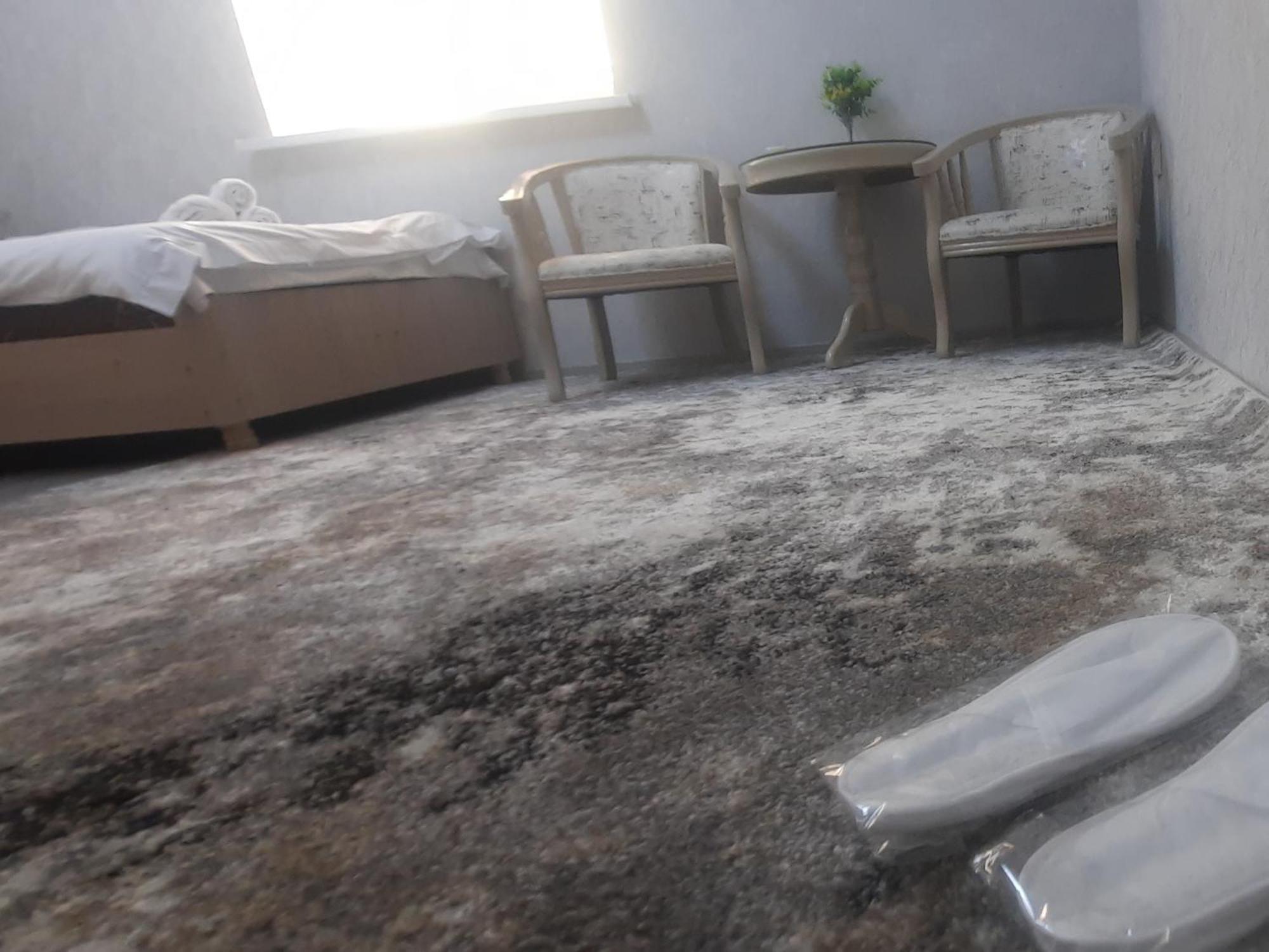Хотел Хесон Khujand Room photo